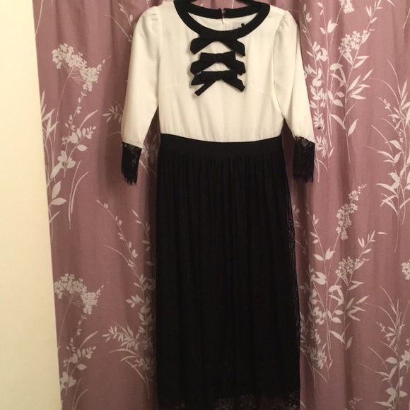 Dainty Jewells Dresses & Skirts - Danity Jewells Dress